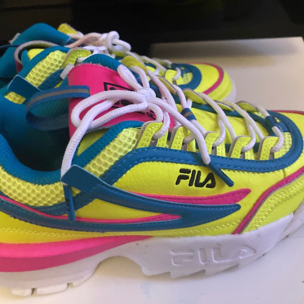 FILA NEON HIGH TOP WOMEN SNEAKERS YOUTH 6.5